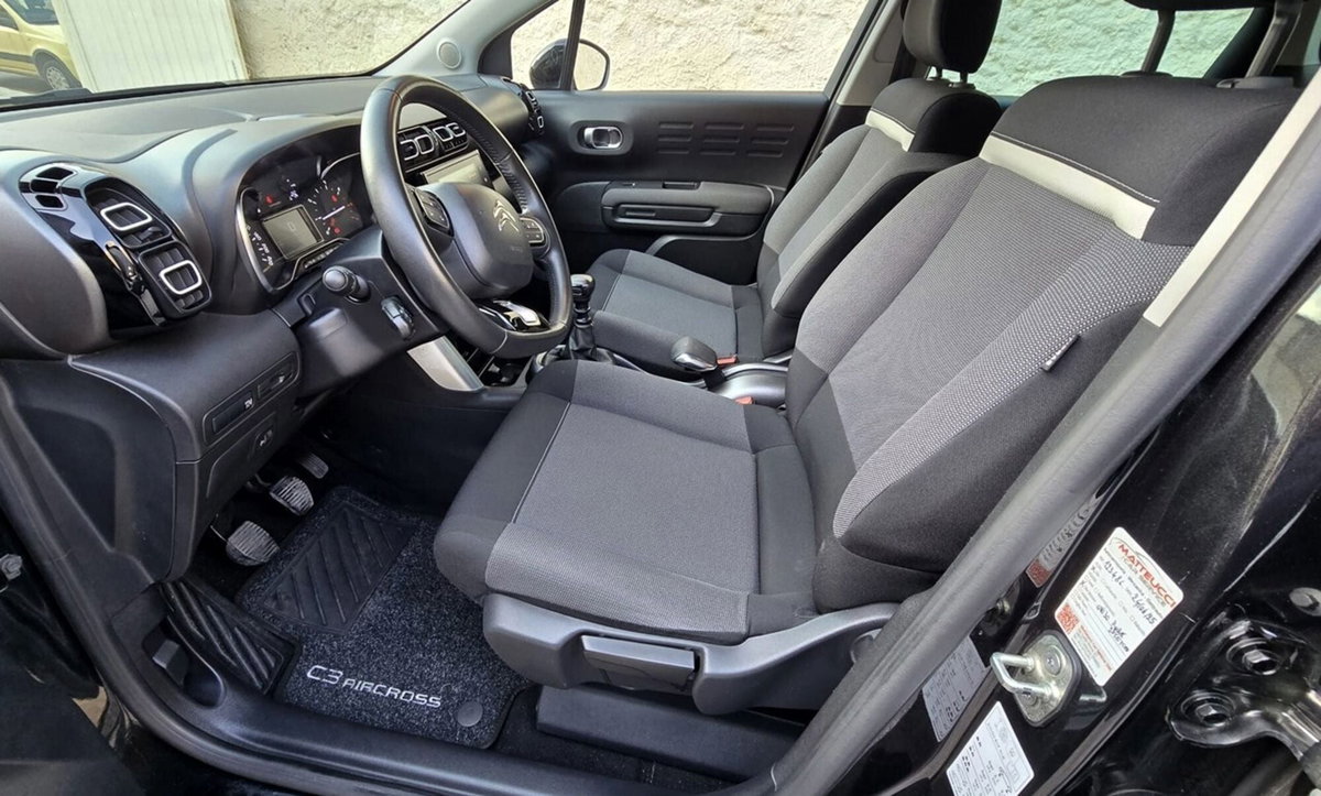 Citroen C3 Aircross BlueHDi 100 S&S Shine (9)
