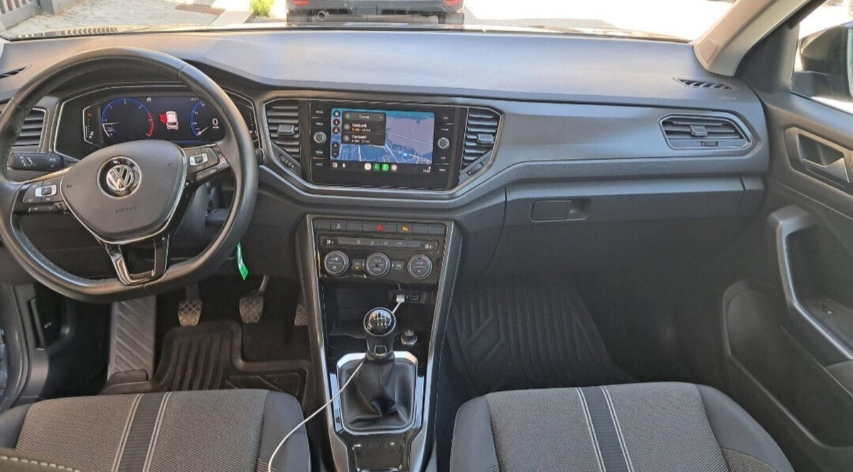 Volkswagen T-Roc 1.6 TDI SCR Advanced BlueMotion Technology (11)