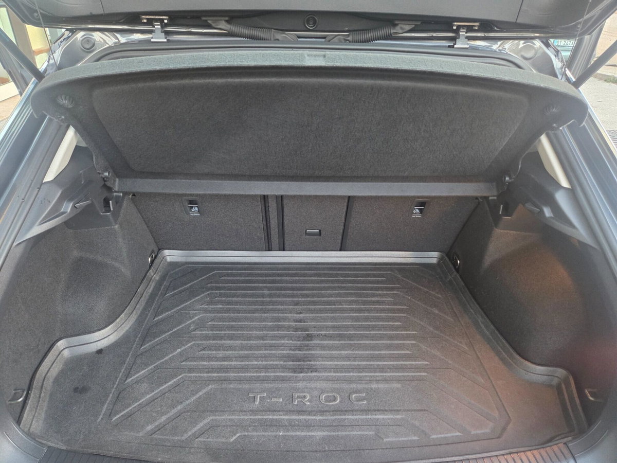 Volkswagen T-Roc 1.6 TDI SCR Advanced BlueMotion Technology (19)