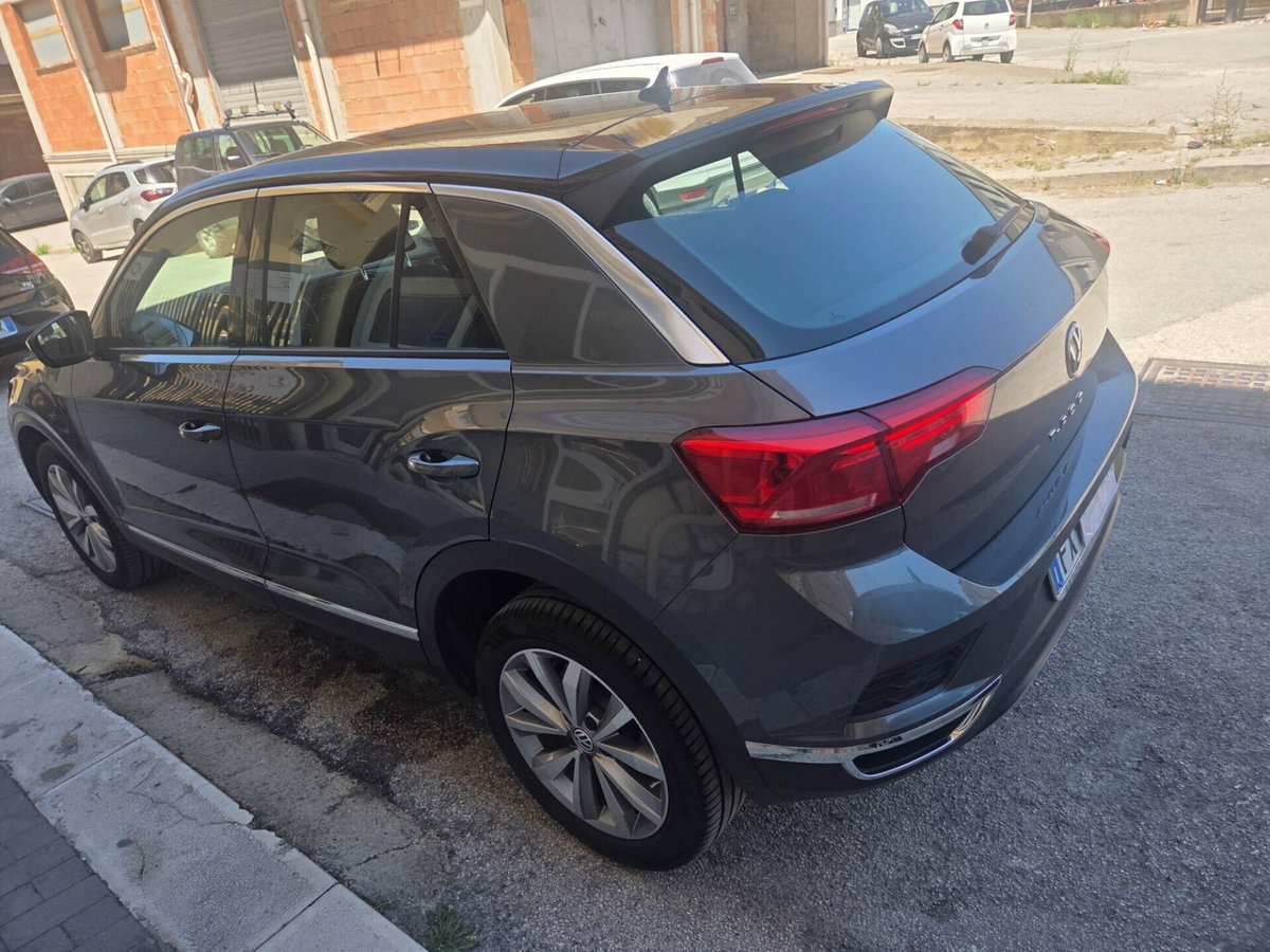 Volkswagen T-Roc 1.6 TDI SCR Advanced BlueMotion Technology (4)