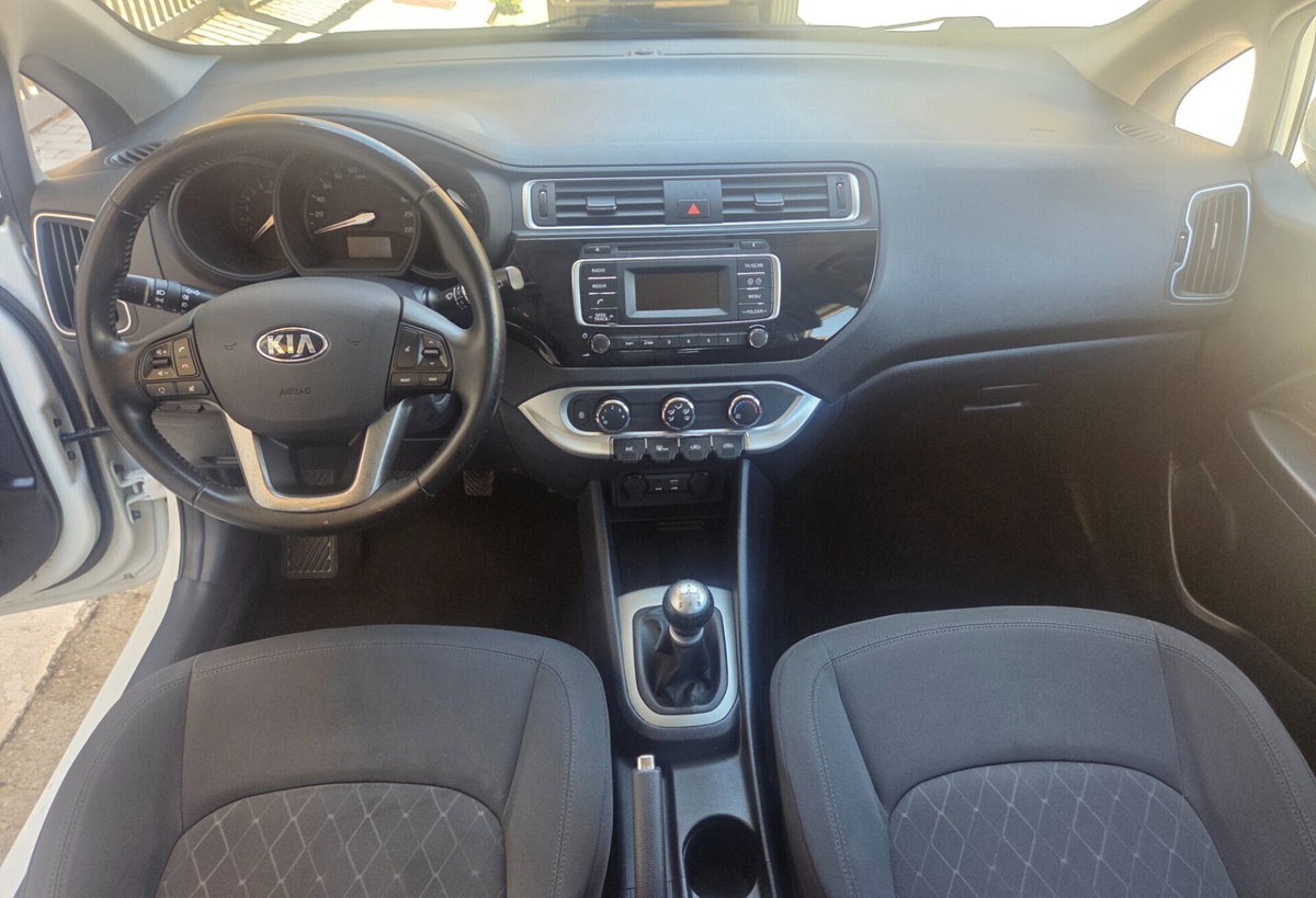 Kia Rio 1.2 CVVT 5p. Cool (13)