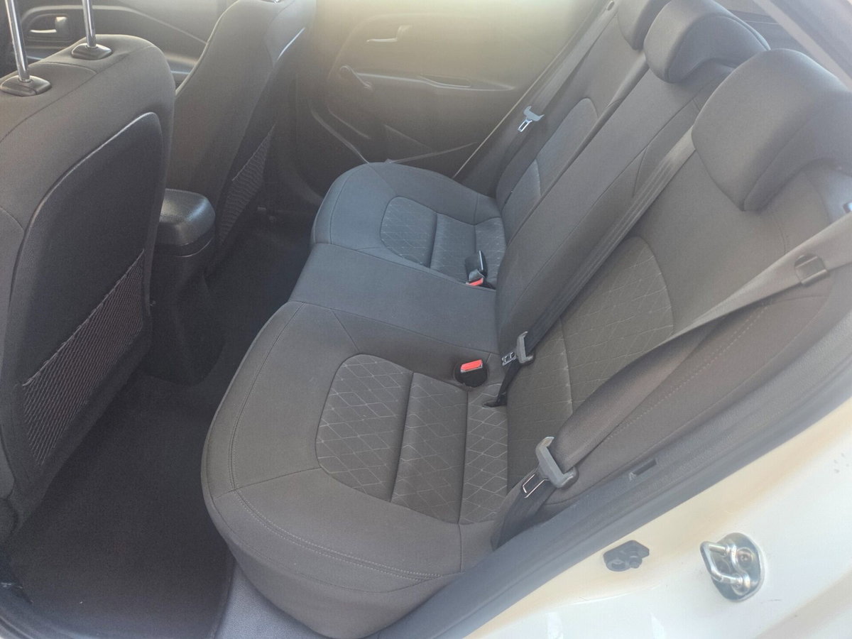 Kia Rio 1.2 CVVT 5p. Cool (17)