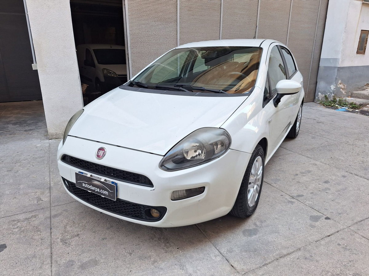 Fiat Punto 1.3 MJT II S&S 85 CV 5 porte ECO Lounge (2)