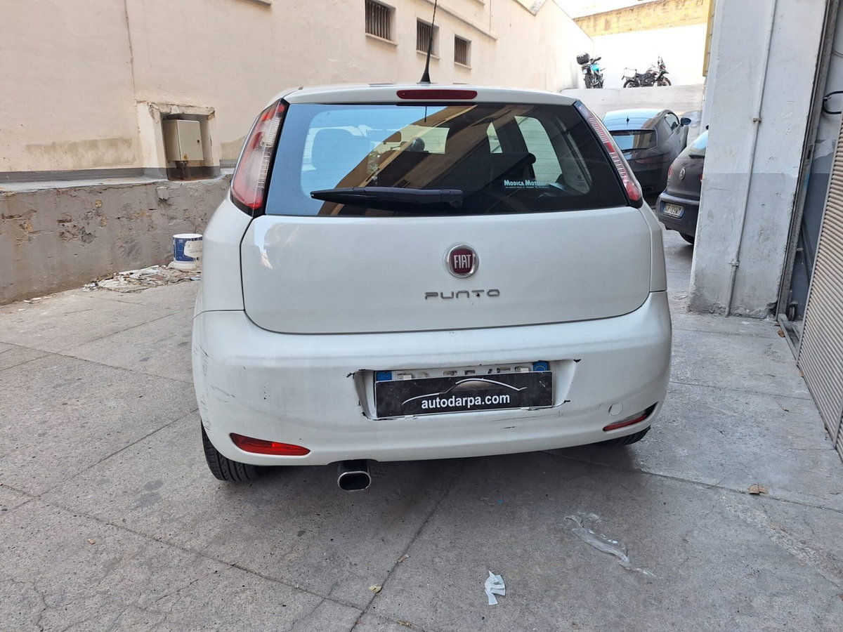 Fiat Punto 1.3 MJT II S&S 85 CV 5 porte ECO Lounge (6)