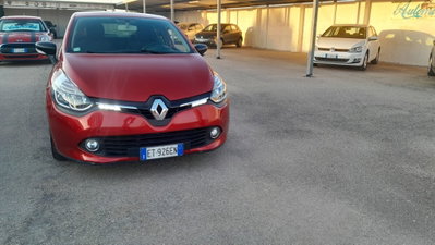 Renault Clio 1.5 dCi 8V 75CV Start&Stop 5 porte Wave (2)