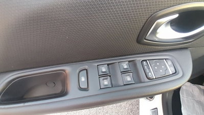 Renault Clio dCi 8V 75CV Start&Stop 5 porte Energy Zen (13)