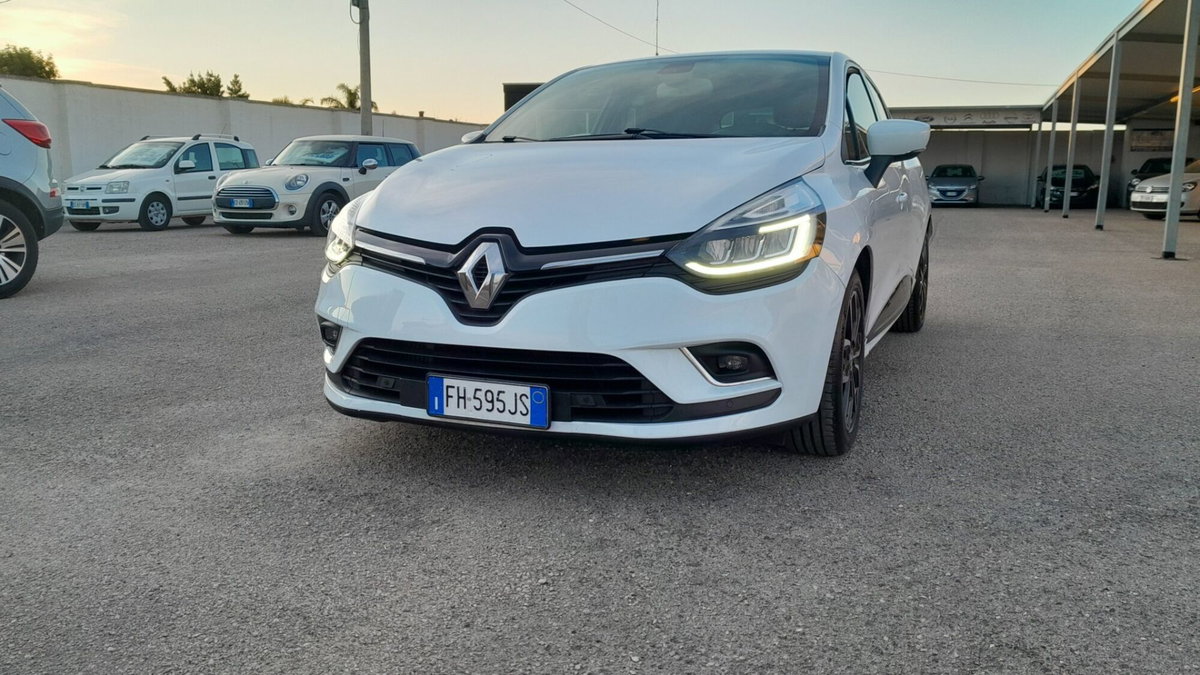 Renault Clio dCi 8V 75CV Start&Stop 5 porte Energy Zen (2)