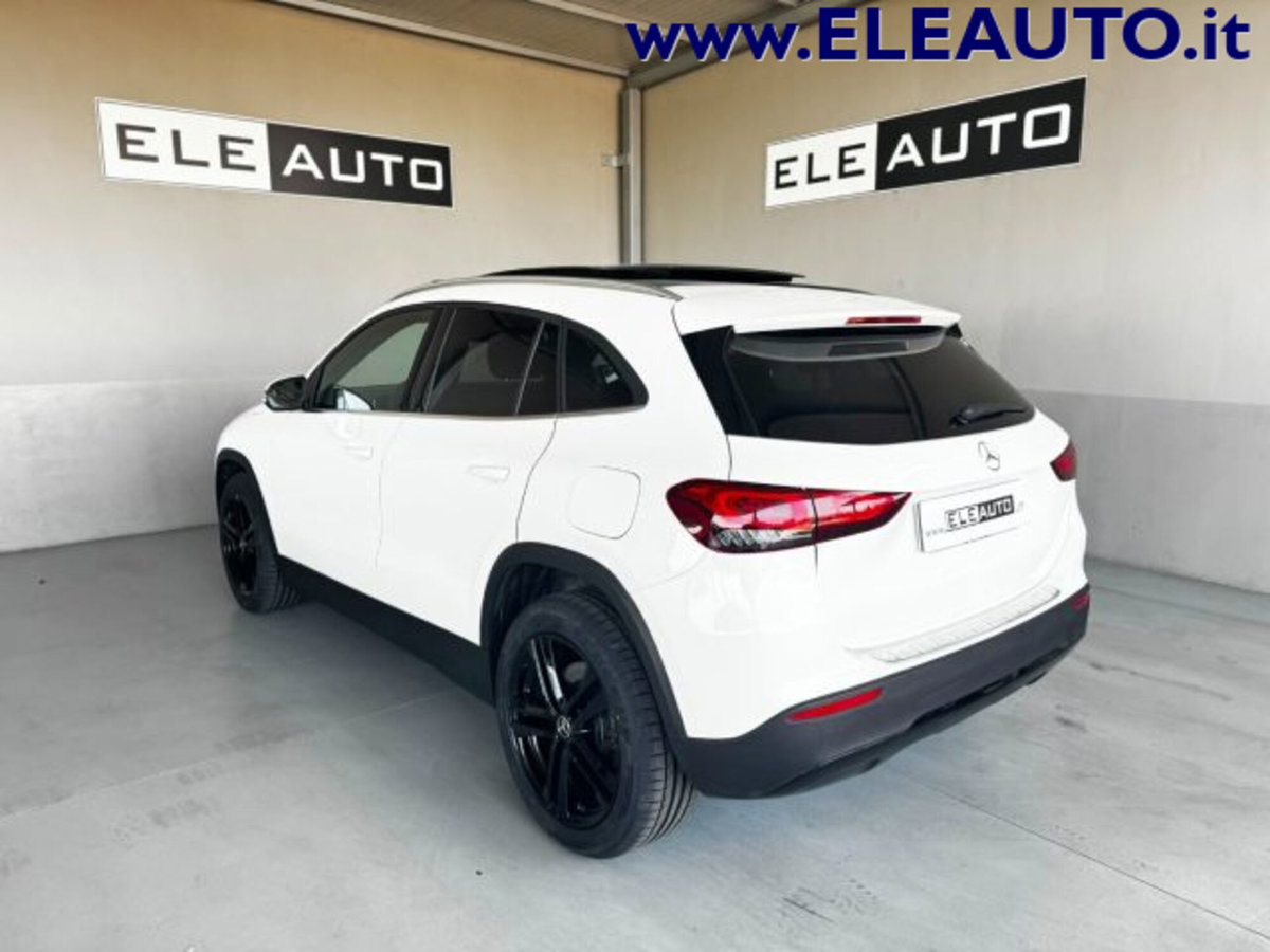 Mercedes-Benz GLA SUV 220 d Automatic 4Matic Sport (4)