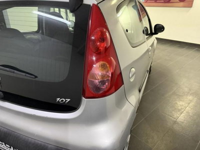 Peugeot 107 68CV 5p. Desir (6)