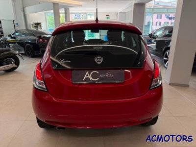 Lancia Ypsilon 1.2 69 CV 5 porte Gold (7)