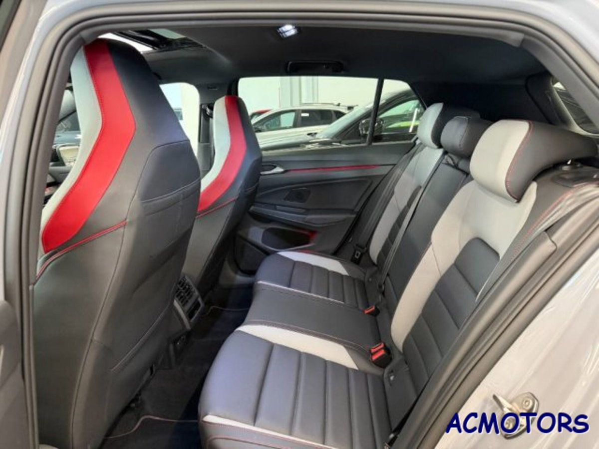 Volkswagen Golf 2.0 TSI GTI DSG Clubsport 45 (12)