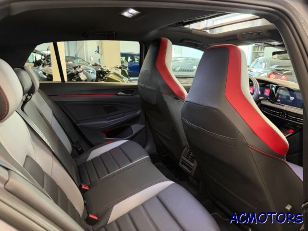 Volkswagen Golf 2.0 TSI GTI DSG Clubsport 45 (13)