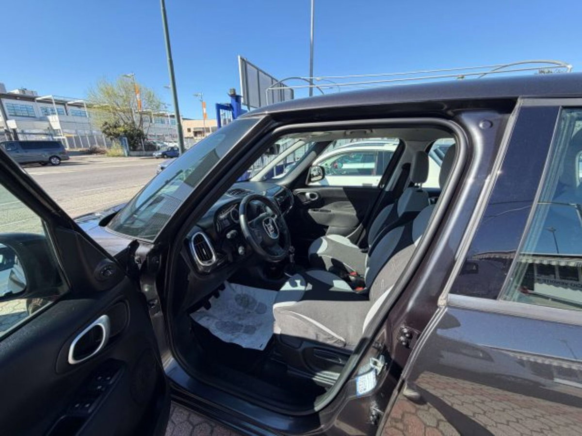Fiat 500L Living 1.6 Multijet 105 CV Lounge (6)