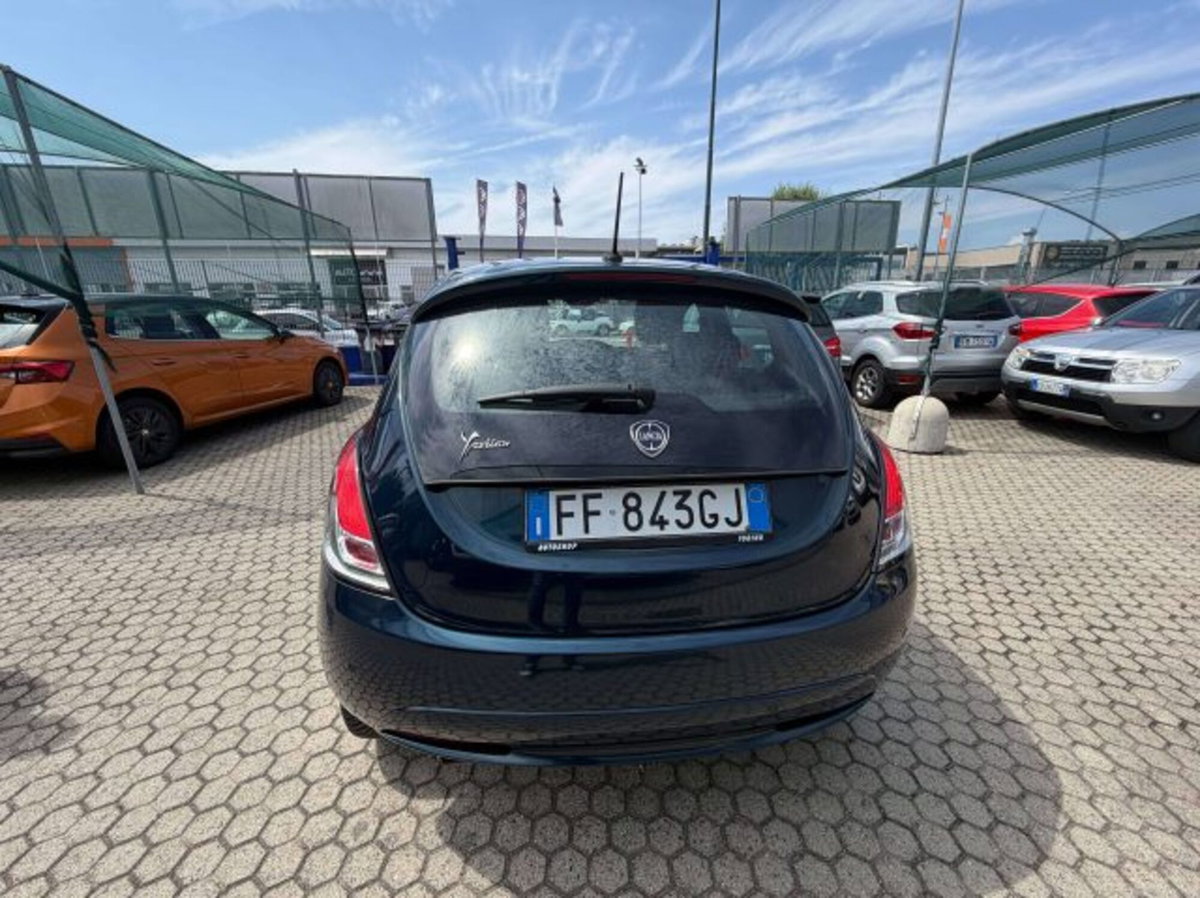 Lancia Ypsilon 1.3 MJT 16V 95 CV 5 porte S&S Platinum (3)