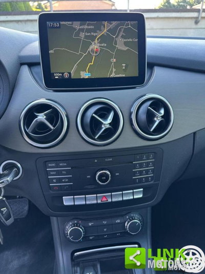 Mercedes-Benz Classe B 200 CDI Executive (13)