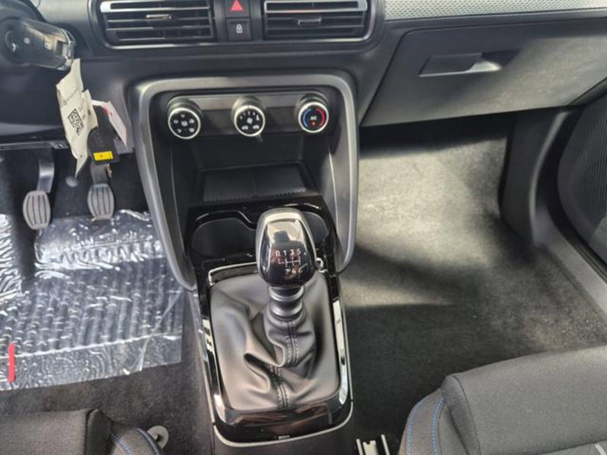 Citroen C3 Aircross 1.2 puretech turbo Plus 100cv (10)