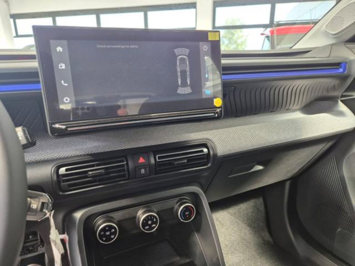 Citroen C3 Aircross 1.2 puretech turbo Plus 100cv (4)