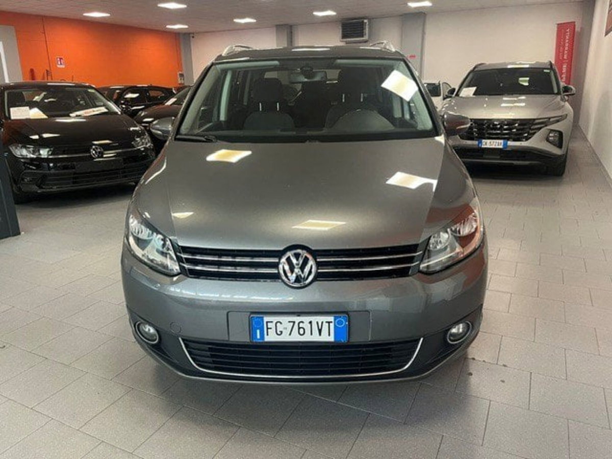 Volkswagen Touran 2.0 TDI 140 CV DSG Highline (2)