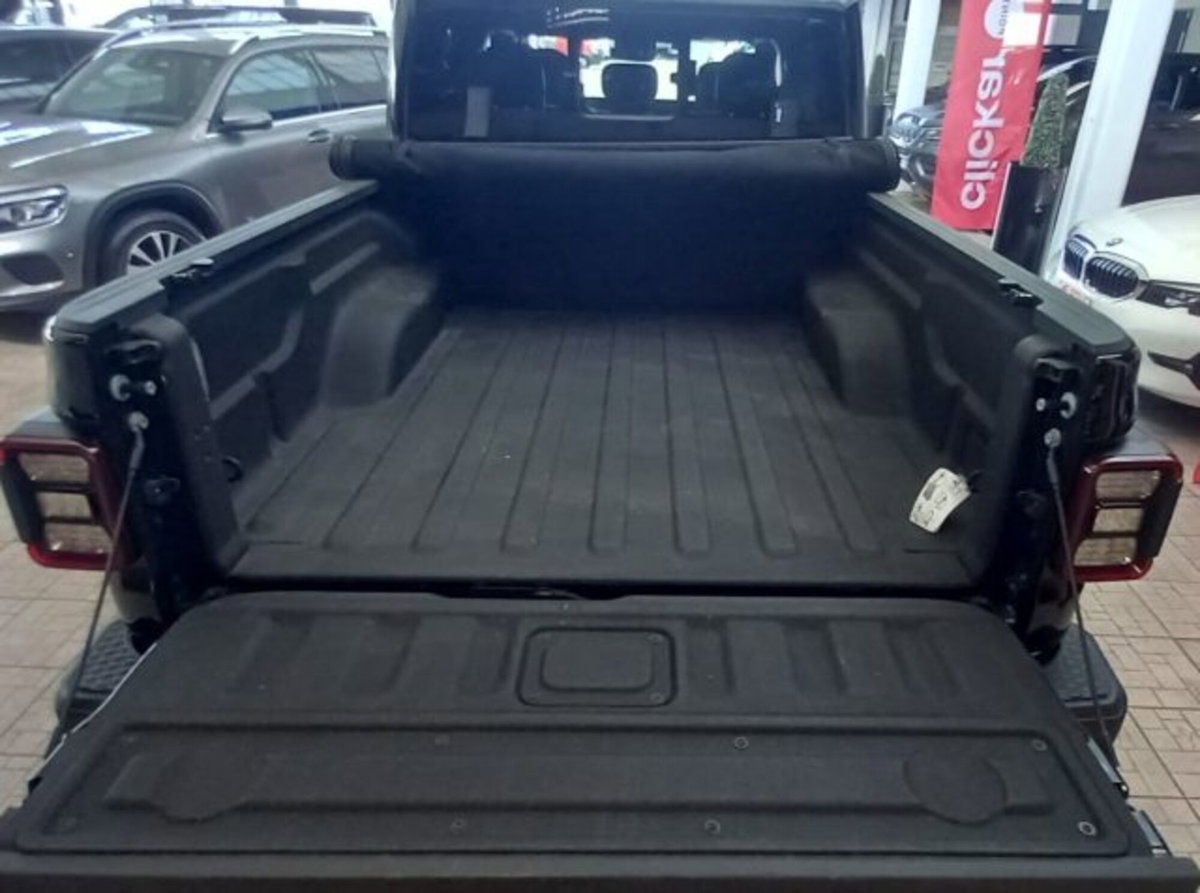 Jeep Gladiator 3.0 Diesel V6 Overland (5)