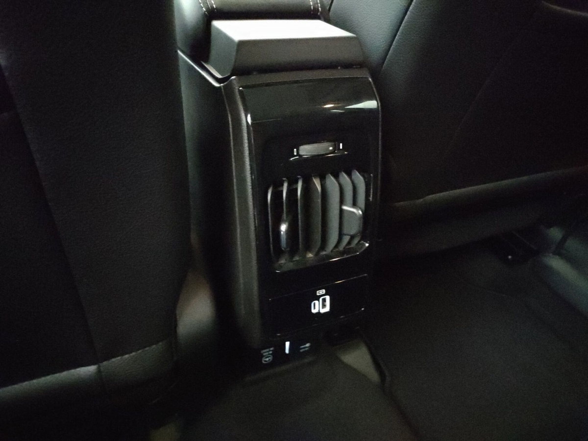 Jeep Compass 1.3 T4 190CV PHEV AT6 4xe Limited (18)