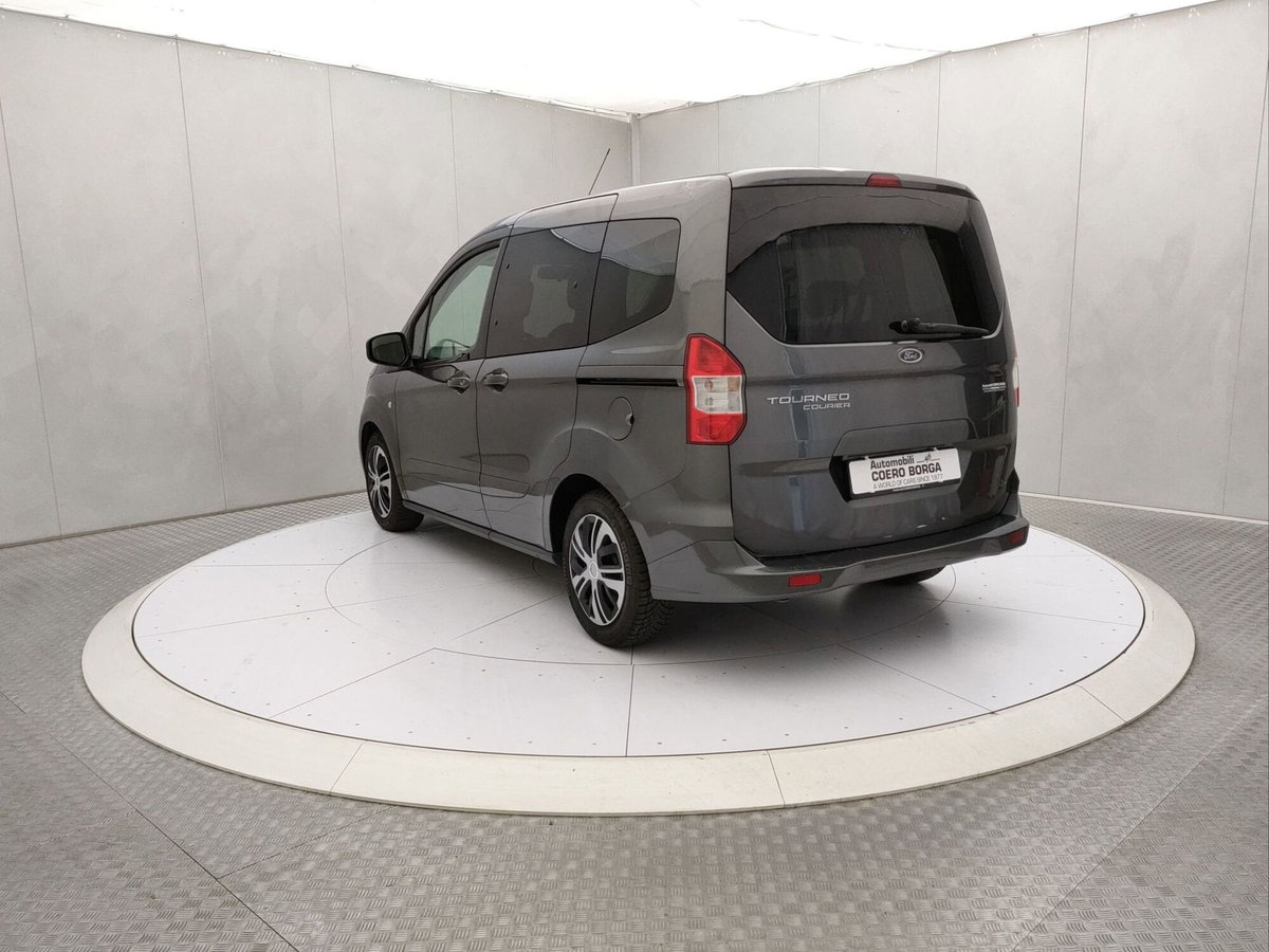 Ford Tourneo Courier 1.5 TDCI 95 CV Plus (6)