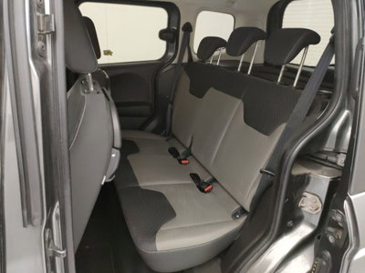 Ford Tourneo Courier 1.5 TDCI 95 CV Plus (8)