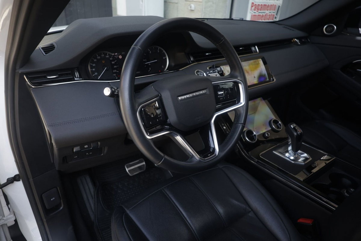 Land Rover Range Rover Evoque 2.0D I4 204 CV AWD Auto R-Dynamic (15)