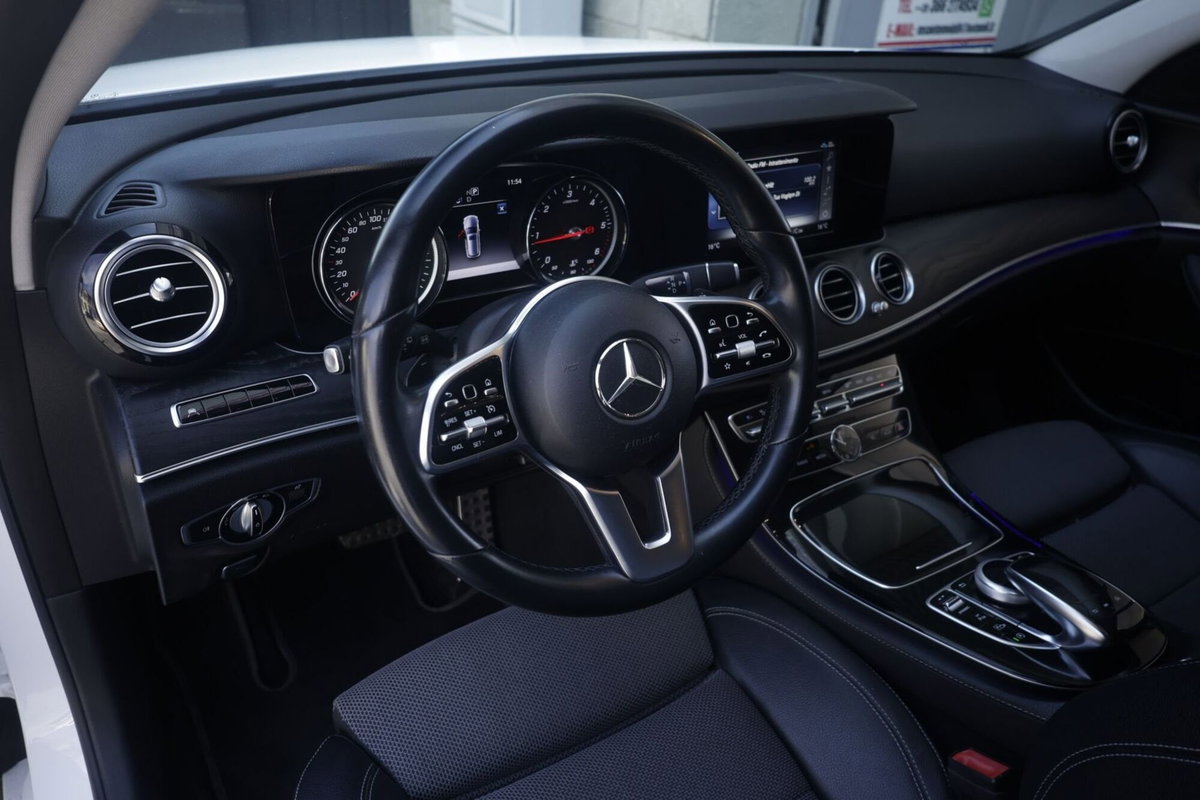 Mercedes-Benz Classe E Station Wagon 220 d 4Matic Auto Premium Plus (13)
