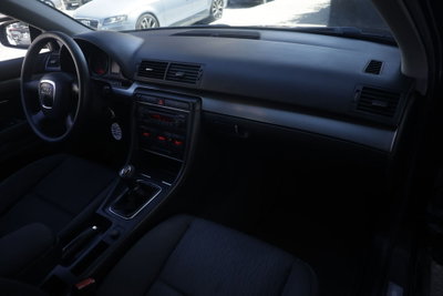 Audi A4 Avant 2.0 16V TDI multitr. Top (8)