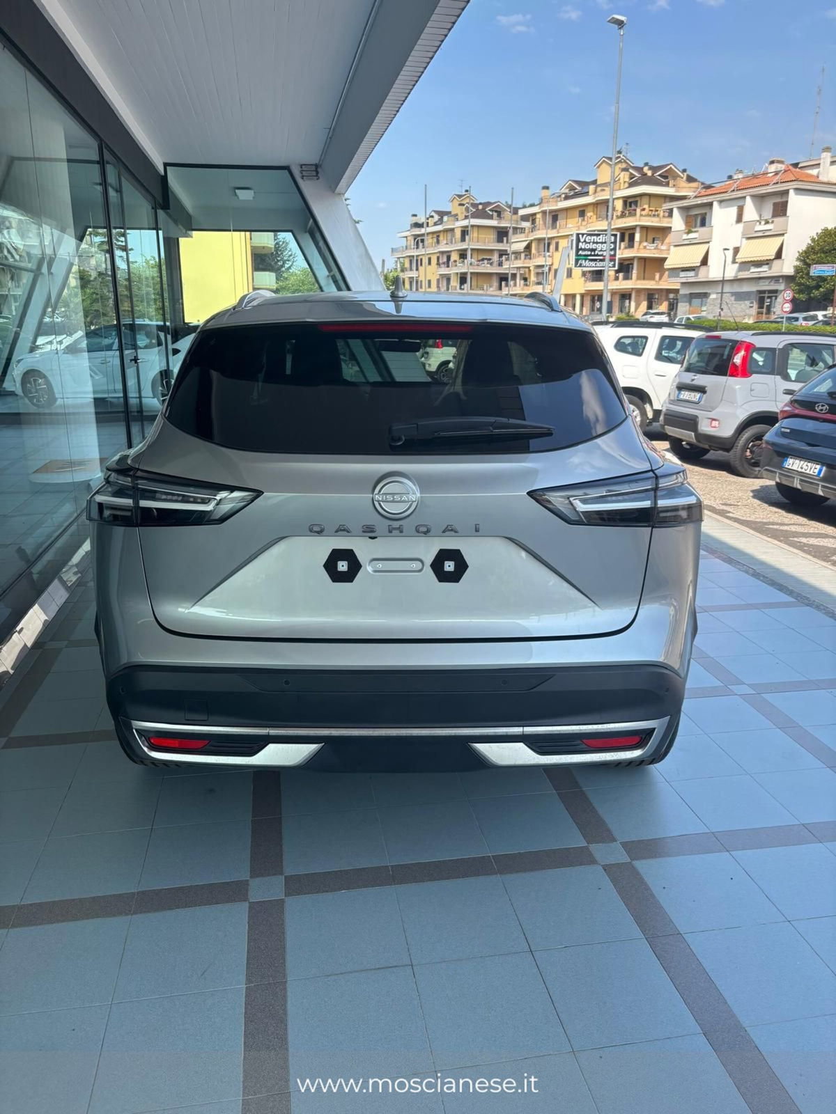 Nissan Qashqai 1.3 mhev N-Connecta 2wd 140cv (5)