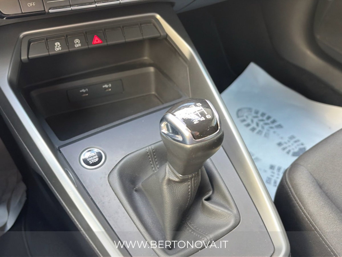 Audi A3 Sedan 30 TDI Business (13)