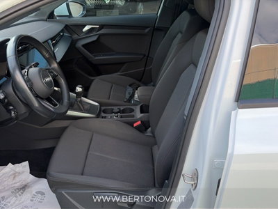 Audi A3 Sedan 30 TDI Business (17)