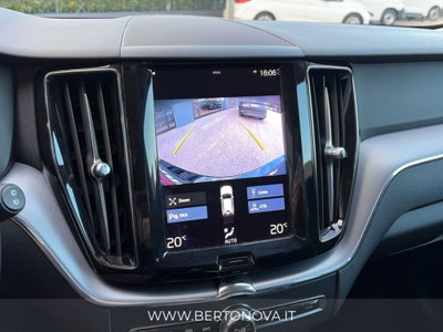 Volvo XC60 B4 (d) AWD Geartronic Momentum Pro (13)