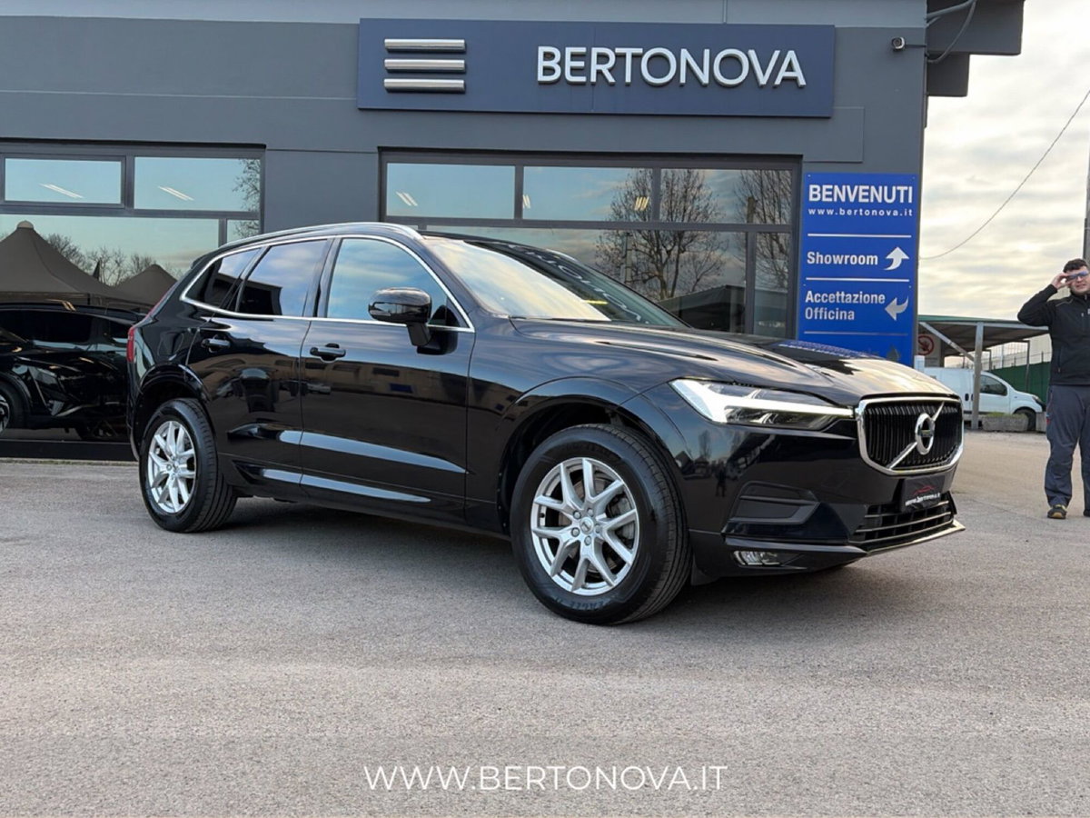 Volvo XC60 B4 (d) AWD Geartronic Momentum Pro (3)