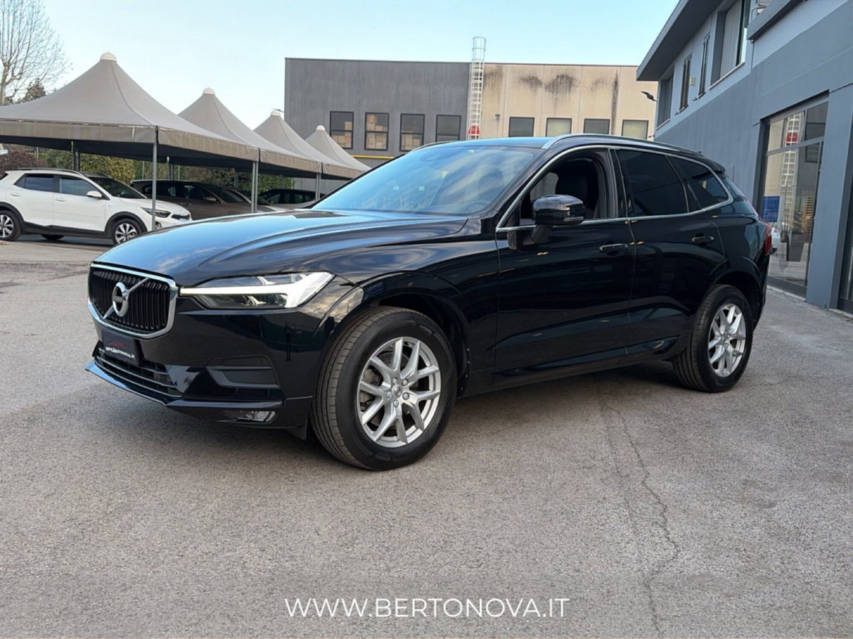 Volvo XC60 B4 (d) AWD Geartronic Momentum Pro (4)
