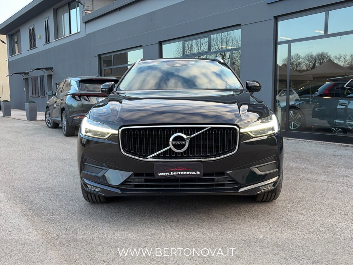 Volvo XC60 B4 (d) AWD Geartronic Momentum Pro (6)