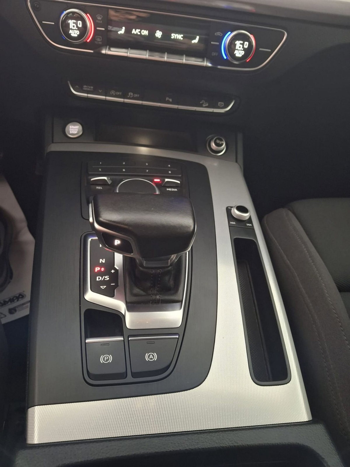Audi Q5 40 TDI quattro S tronic S line plus (17)