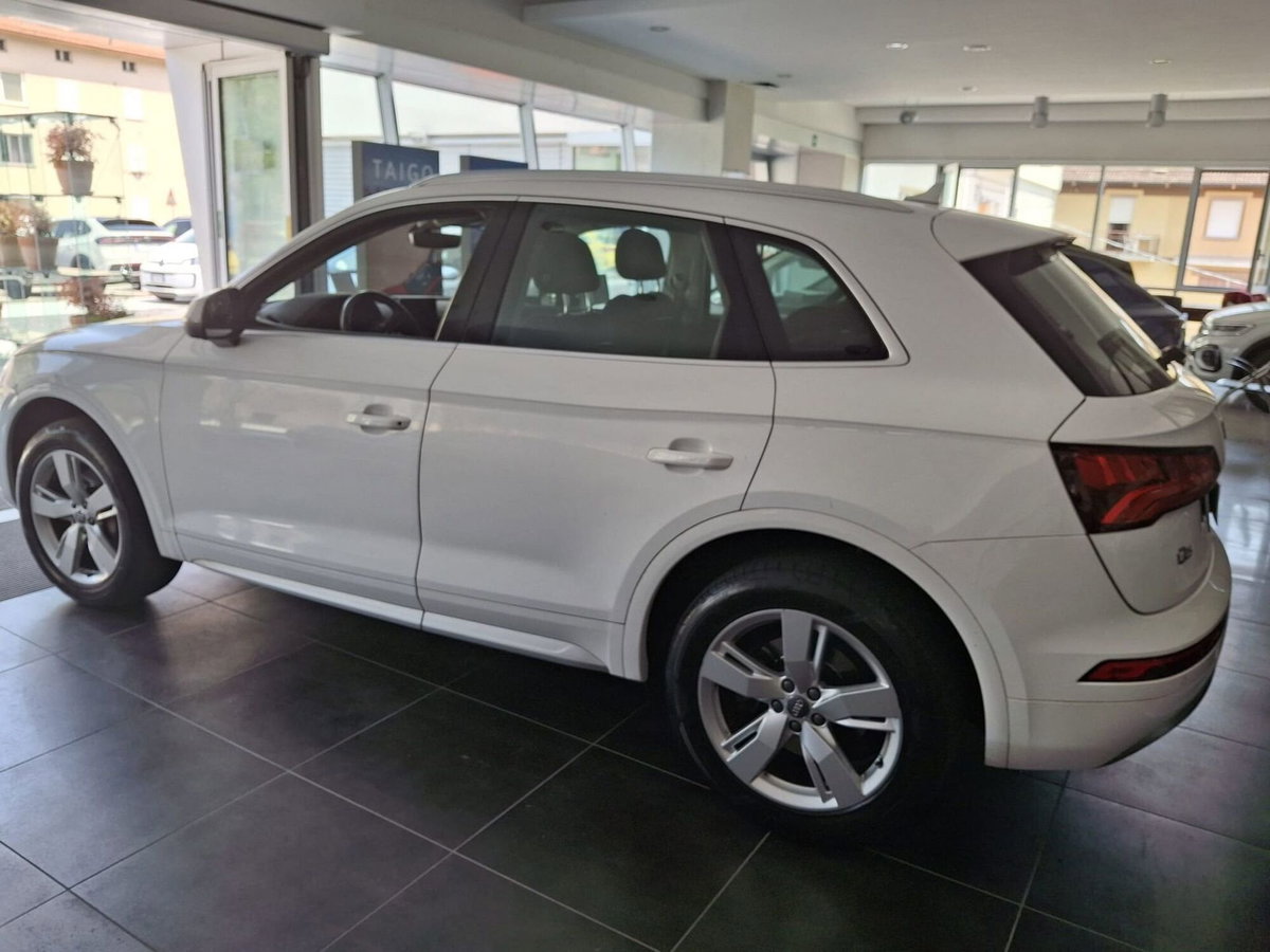 Audi Q5 40 TDI quattro S tronic S line plus (6)