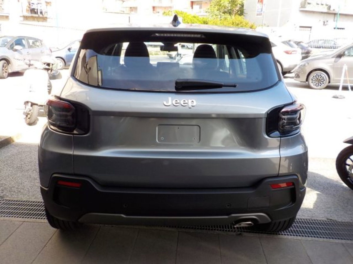 Jeep Avenger 1.2 turbo Longitude fwd 100cv (14)