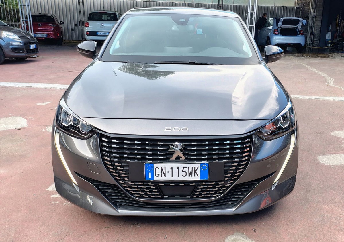Peugeot 208 PureTech 100 Stop&Start 5 porte Allure (3)