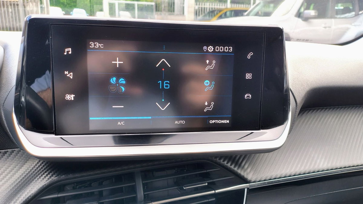 Peugeot 208 PureTech 100 Stop&Start 5 porte Allure (5)