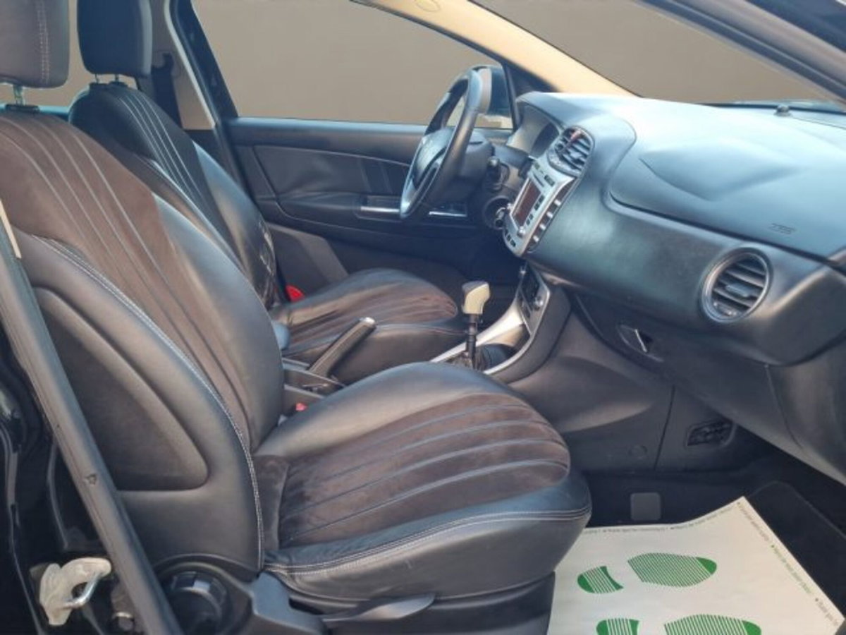 Lancia Delta 1.6 MJT DPF Oro (18)