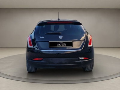 Lancia Delta 1.6 MJT DPF Oro (4)