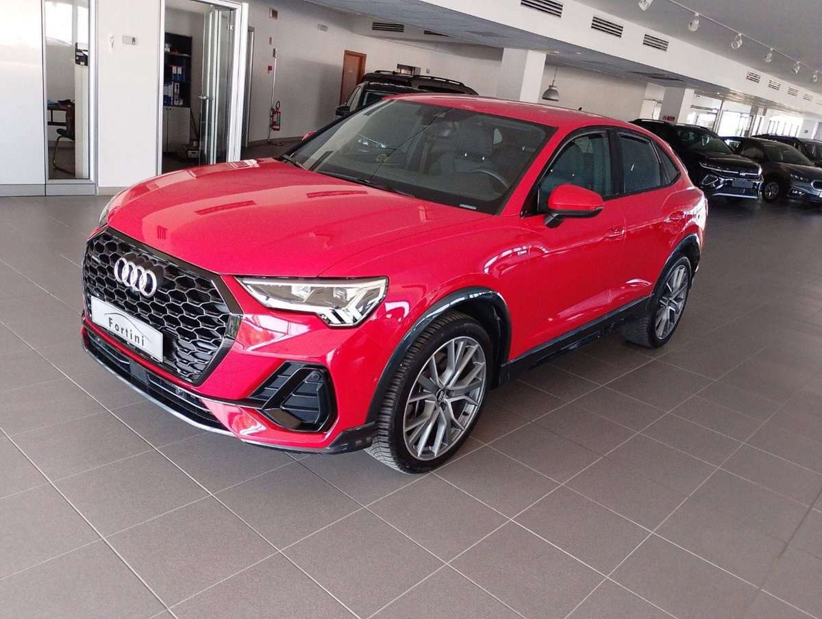 Audi Q3 Sportback 45 TFSI quattro S tronic S line edition