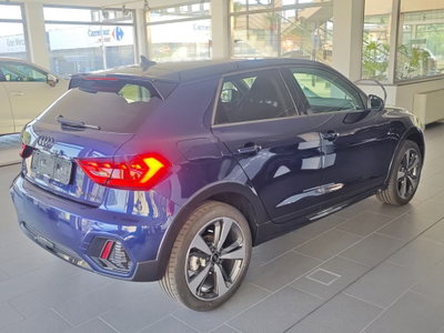Audi A1 allstreet 30 1.0 tfsi Identity Contrast 116cv (4)