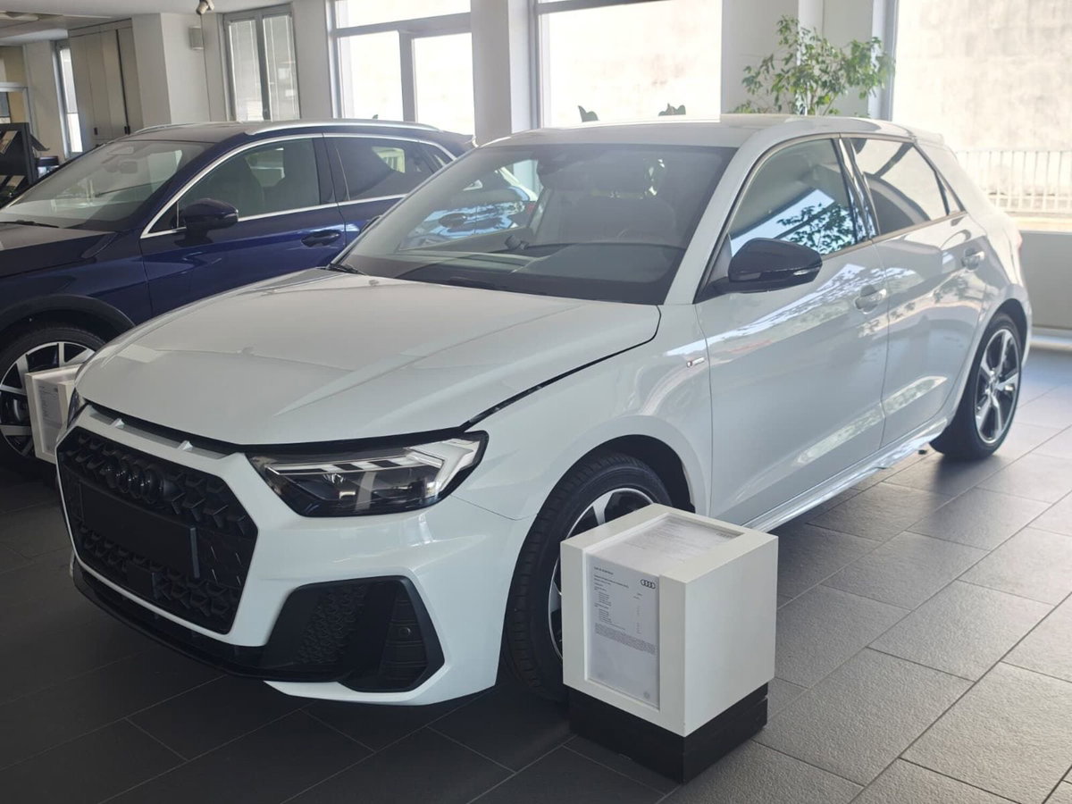 Audi A1 Sportback 30 TFSI S tronic S line edition (2)