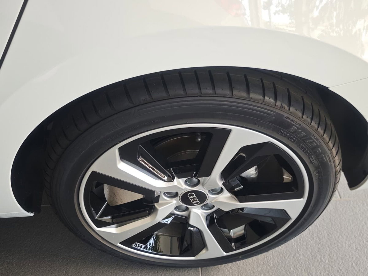 Audi A1 Sportback 30 TFSI S tronic S line edition (6)