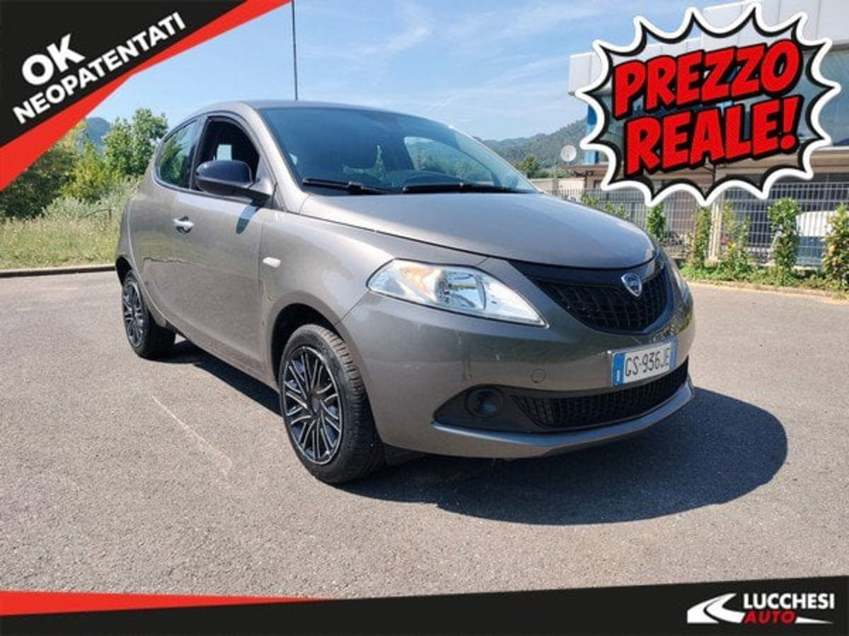 Lancia Ypsilon 1.0 FireFly 5 porte S&S Hybrid Maryne
