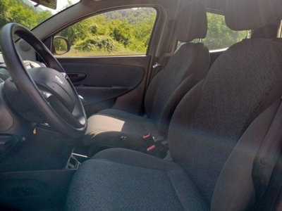 Lancia Ypsilon 1.0 FireFly 5 porte S&S Hybrid Maryne (10)