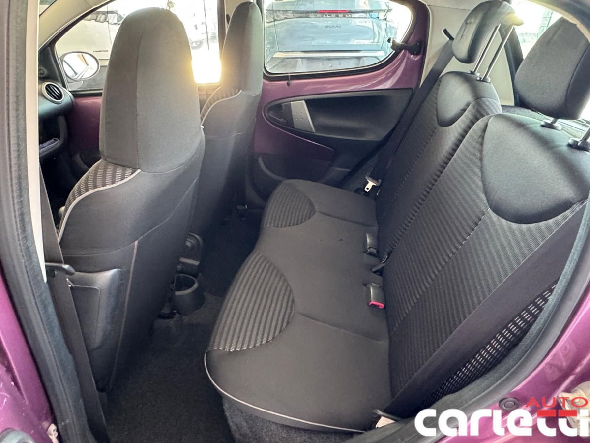 Peugeot 107 68CV 5p. Active (8)